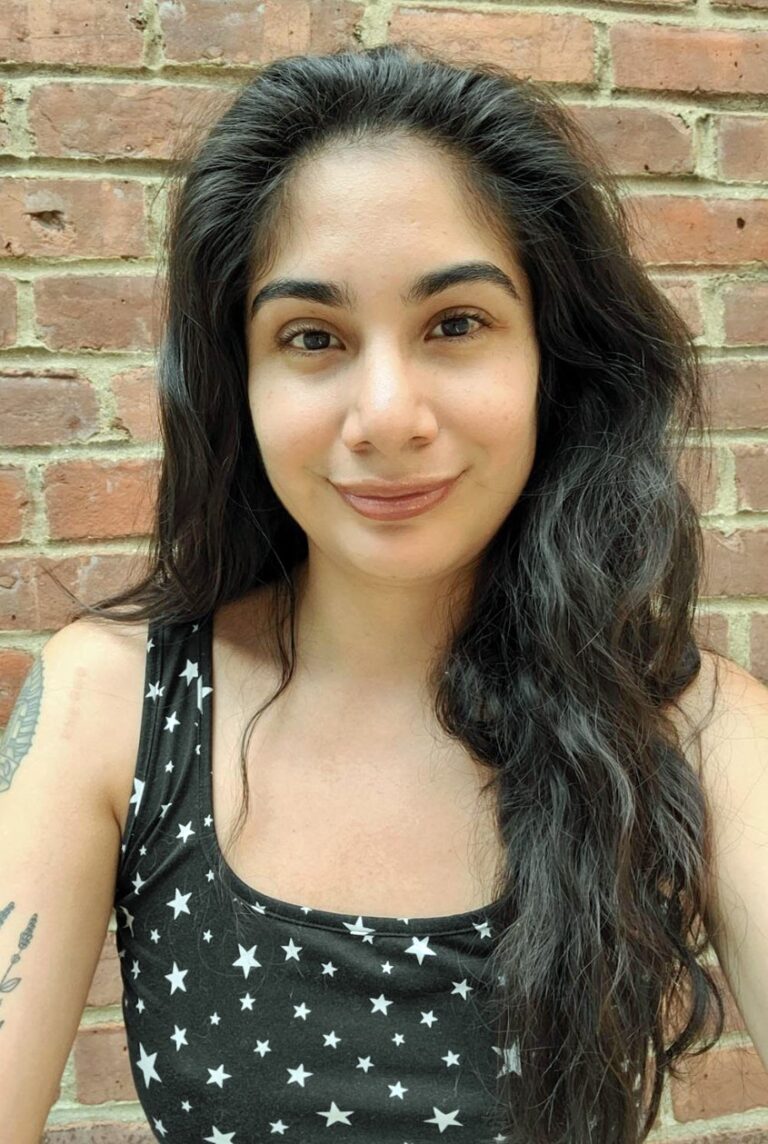 All Adult Network | Lucy Sunflower Signs with Foxxx Modeling