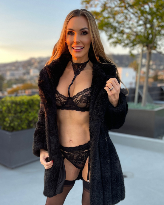 Tanya Tate Celebrates Birthday With OnlyFans Special