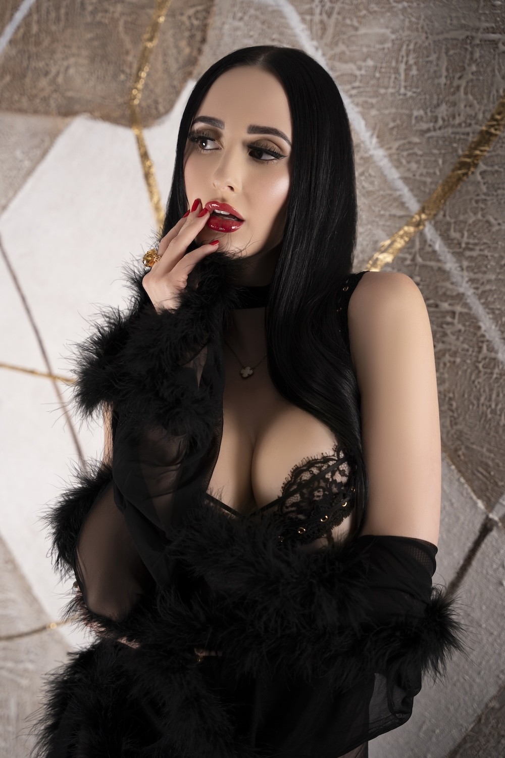 Violet Voss Slays at The Femdom Awards