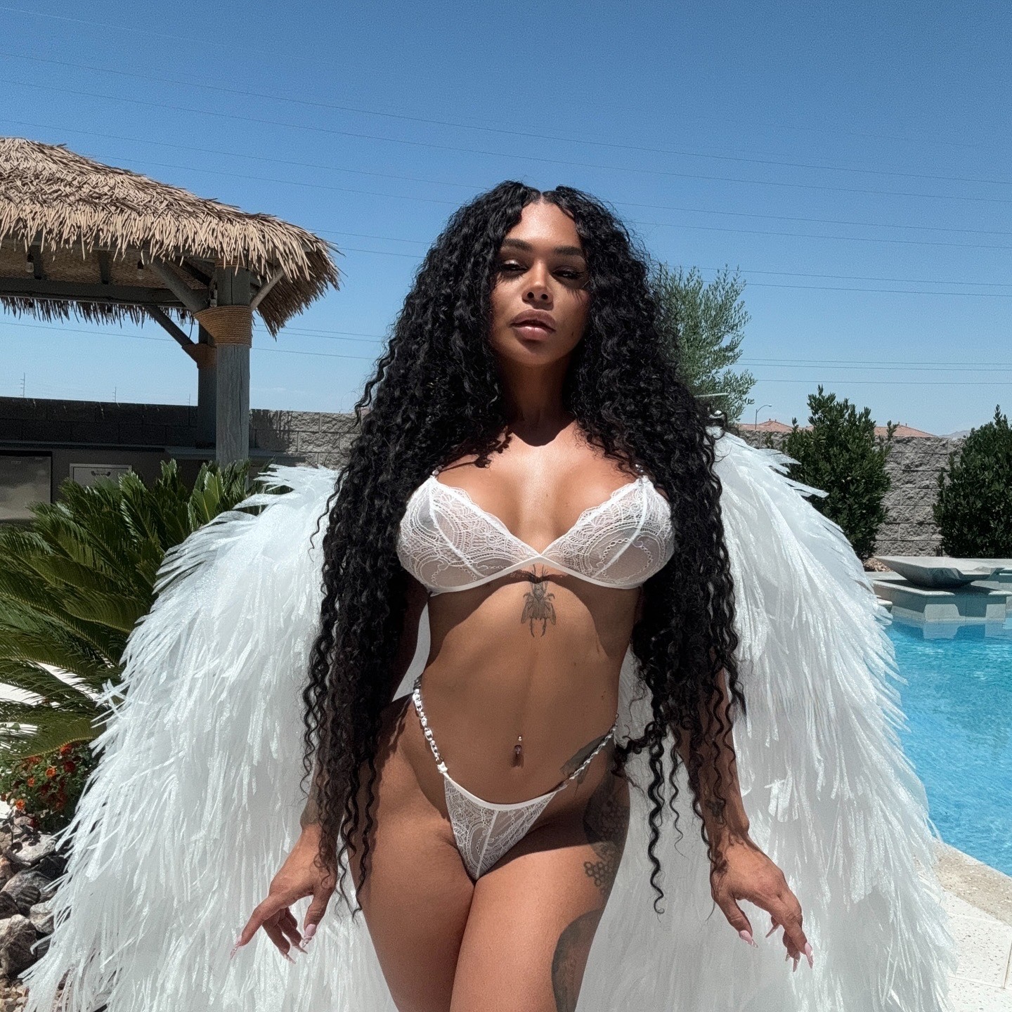 Cuban Star Eva Maxim Wins a Pornhub Award!  Most Popular Trans Femme Performer