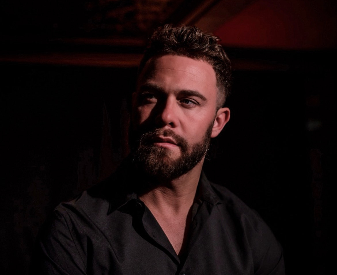 Seth Gamble Triumphs at the 2026 Doppio Senso Night Awards With Dual International Wins