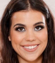 Girl of the Week – Lilith Grace