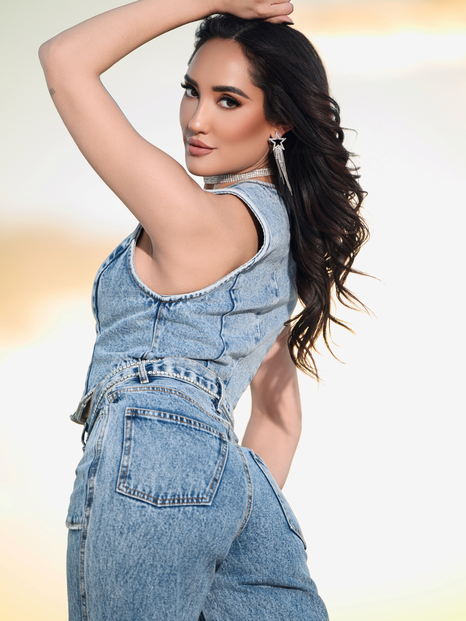 Chloe Amour Opens New Chapter as Independent Talent