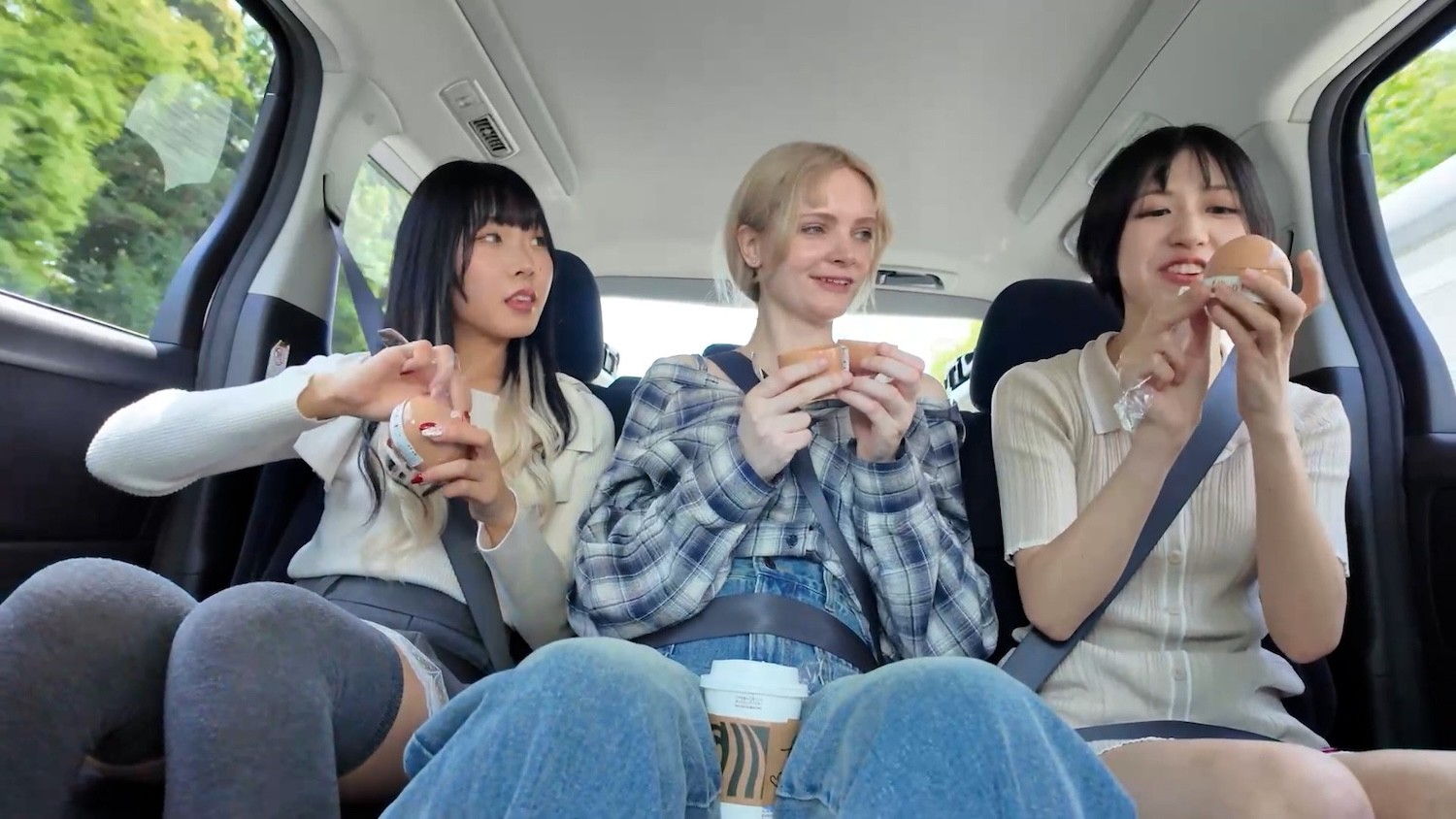 Amber Kawaii & Friends Take a Special Trip