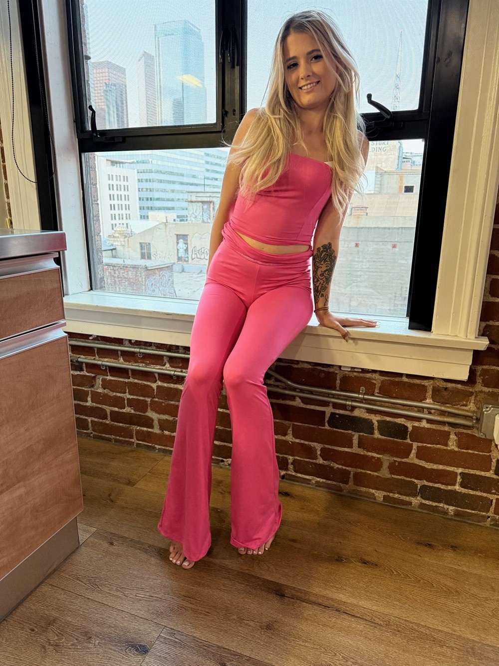 Gorgeous Nichole Nichols Takes on Two in New TadpoleXStudio Drop