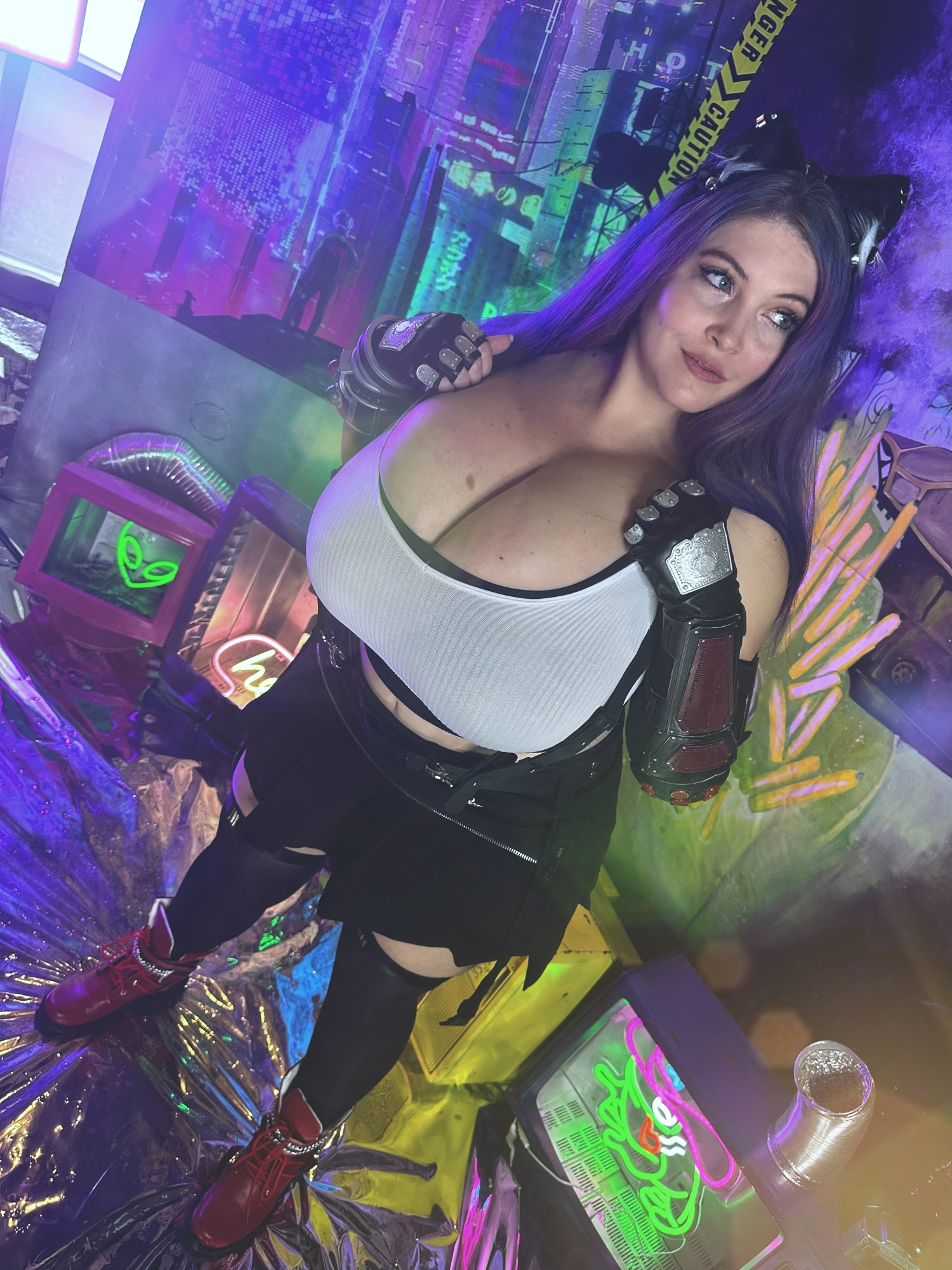 Demora Avarice Says Her Bra Size Takes Algebra